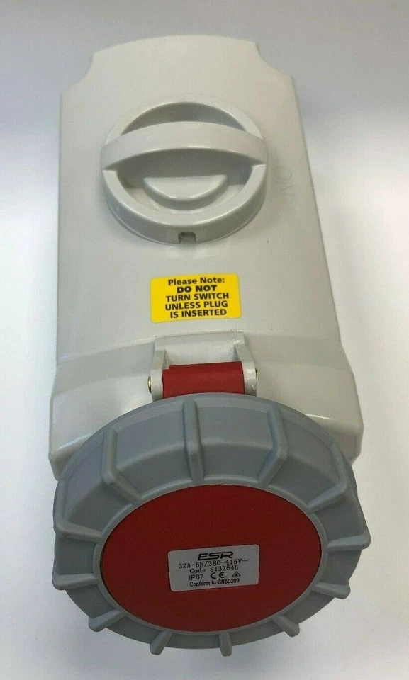 Red 32Amp 5 Pin Interlocked Socket + Plug Waterproof IP67 415v 3 Phase 3P+N+E - Image 2 of 4