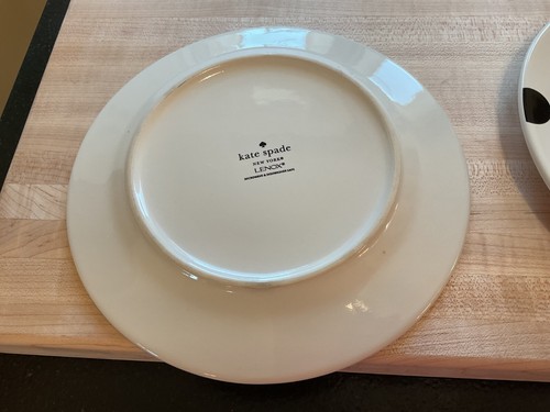 2 Kate Spade New York Lenox Black Polka Dot Plates 8.5 Incnes - Picture 3 of 3