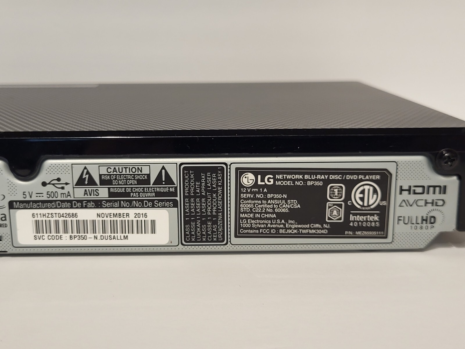 LG Bluray Disc DVD Player BP350 w/ WiFi & HDMI Cable NO POWER CORD