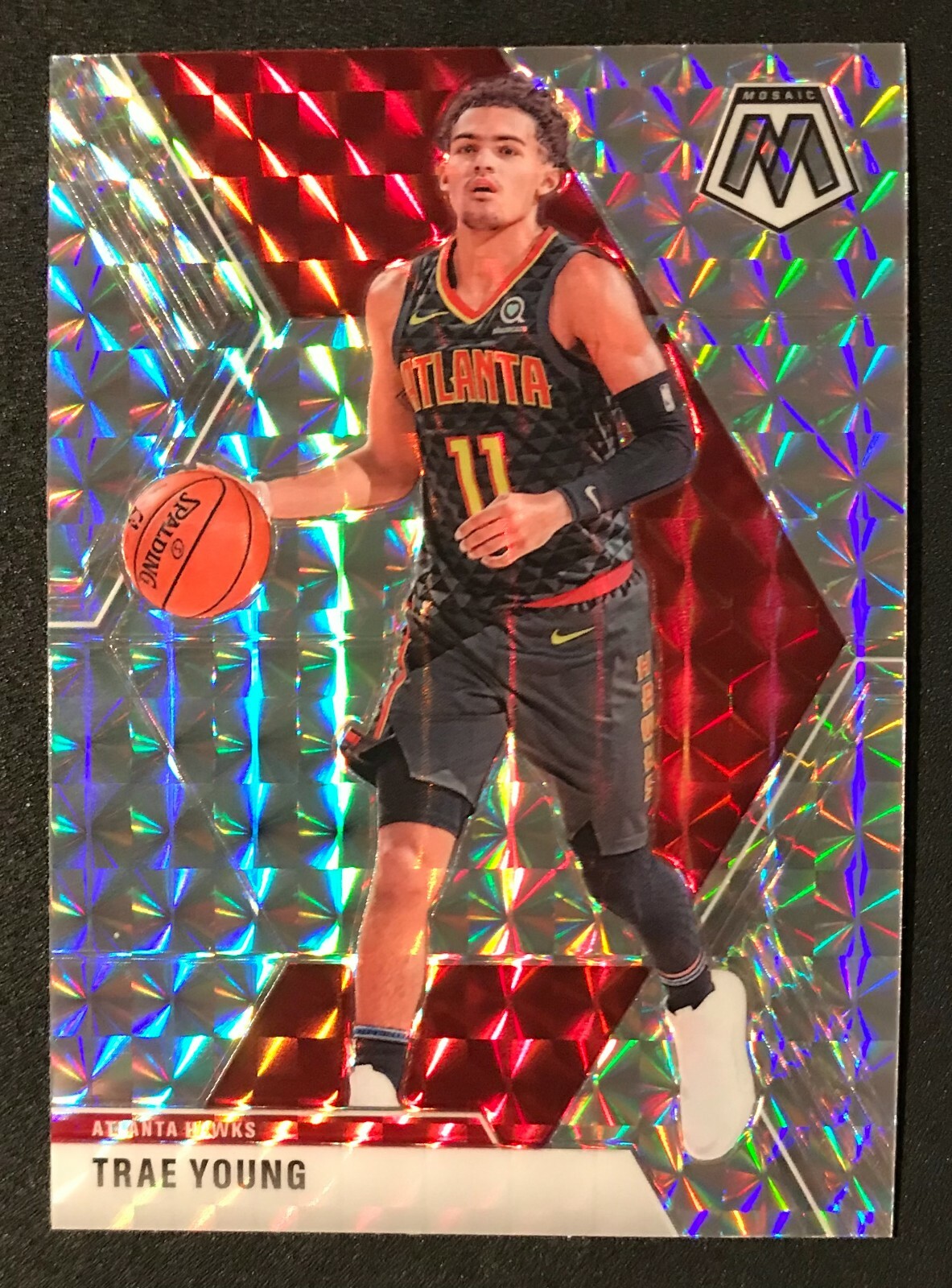 2019-20 Panini Mosaic Trae Young Silver Prizm #182 Atlanta Hawks NBA Card