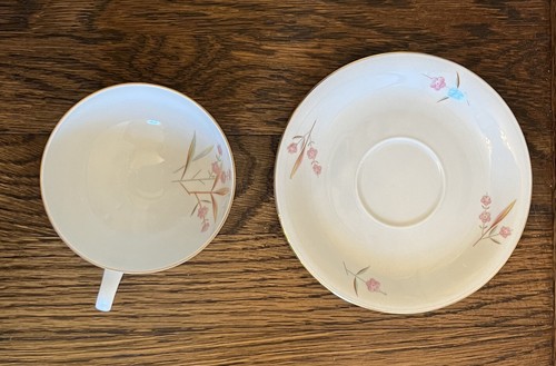 Vintage Eschenbach Bavaria Germany Pink Flowers Bone China Tea Cup Saucer Gold - Picture 2 of 4