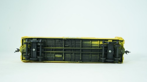 All-Nation Line O Scale 2-Rail Green Bay & Western Plug Door Box Car #9304 W20 - Picture 11 of 13