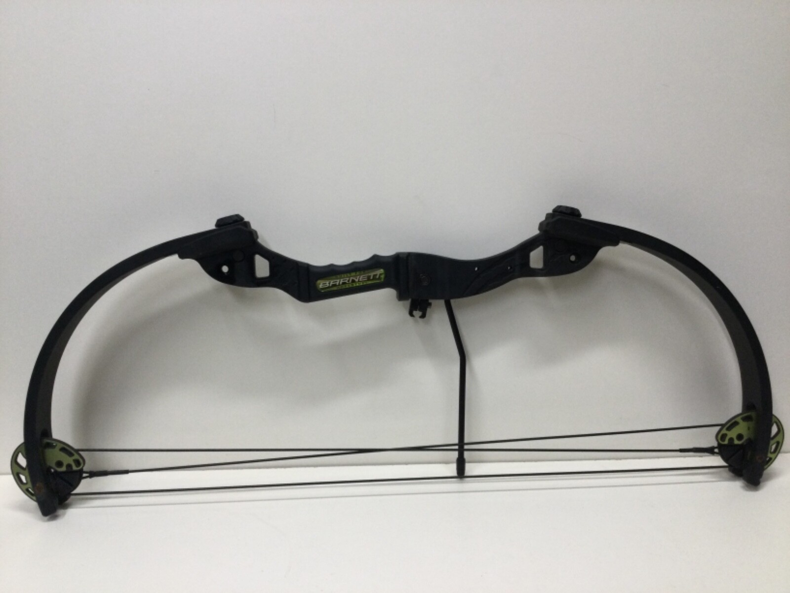 Youth Compound Bow Tomcat Green And Black Bow Hunting