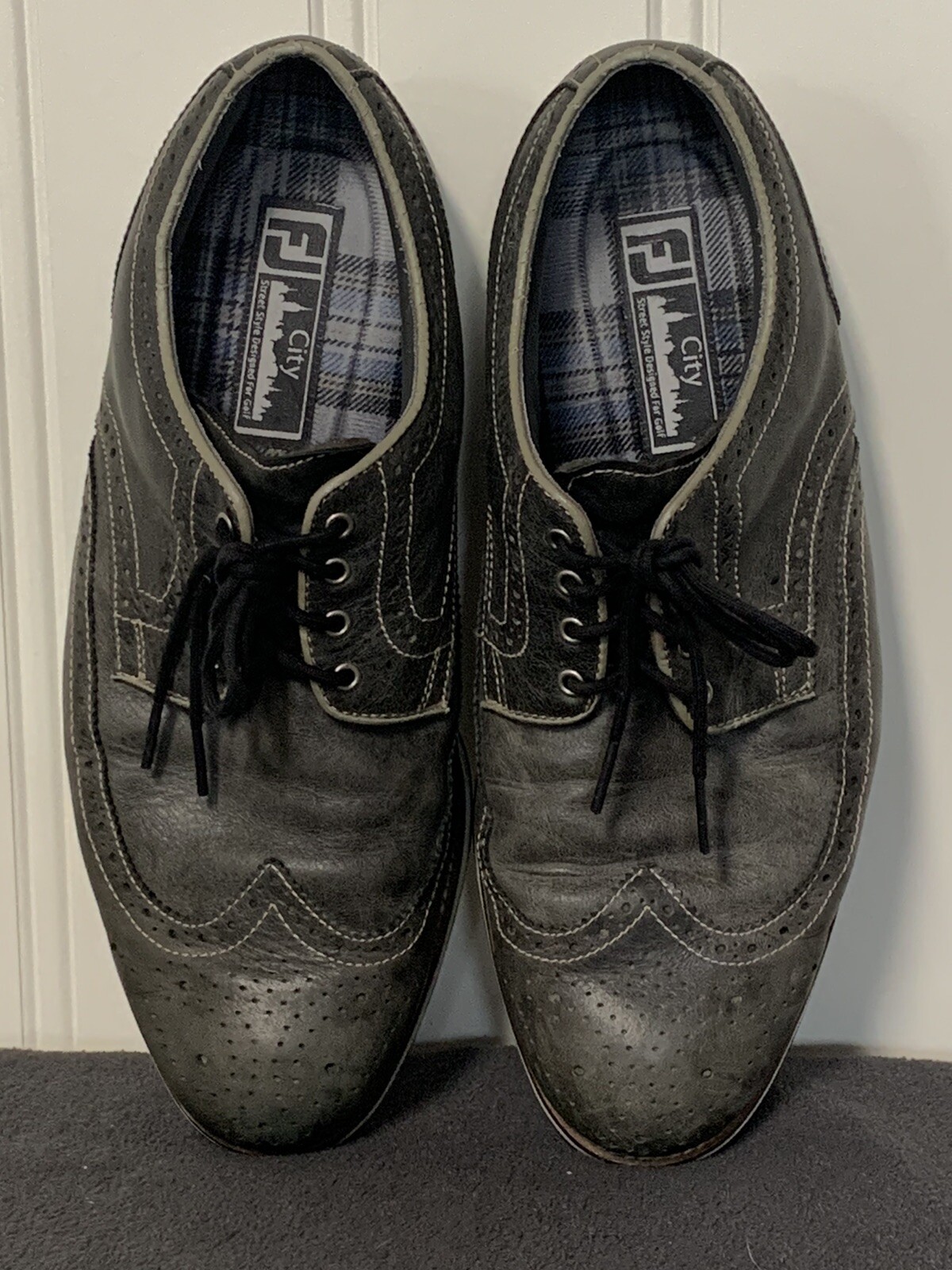 Design 56463 / Gray Wing Tip Shoe 