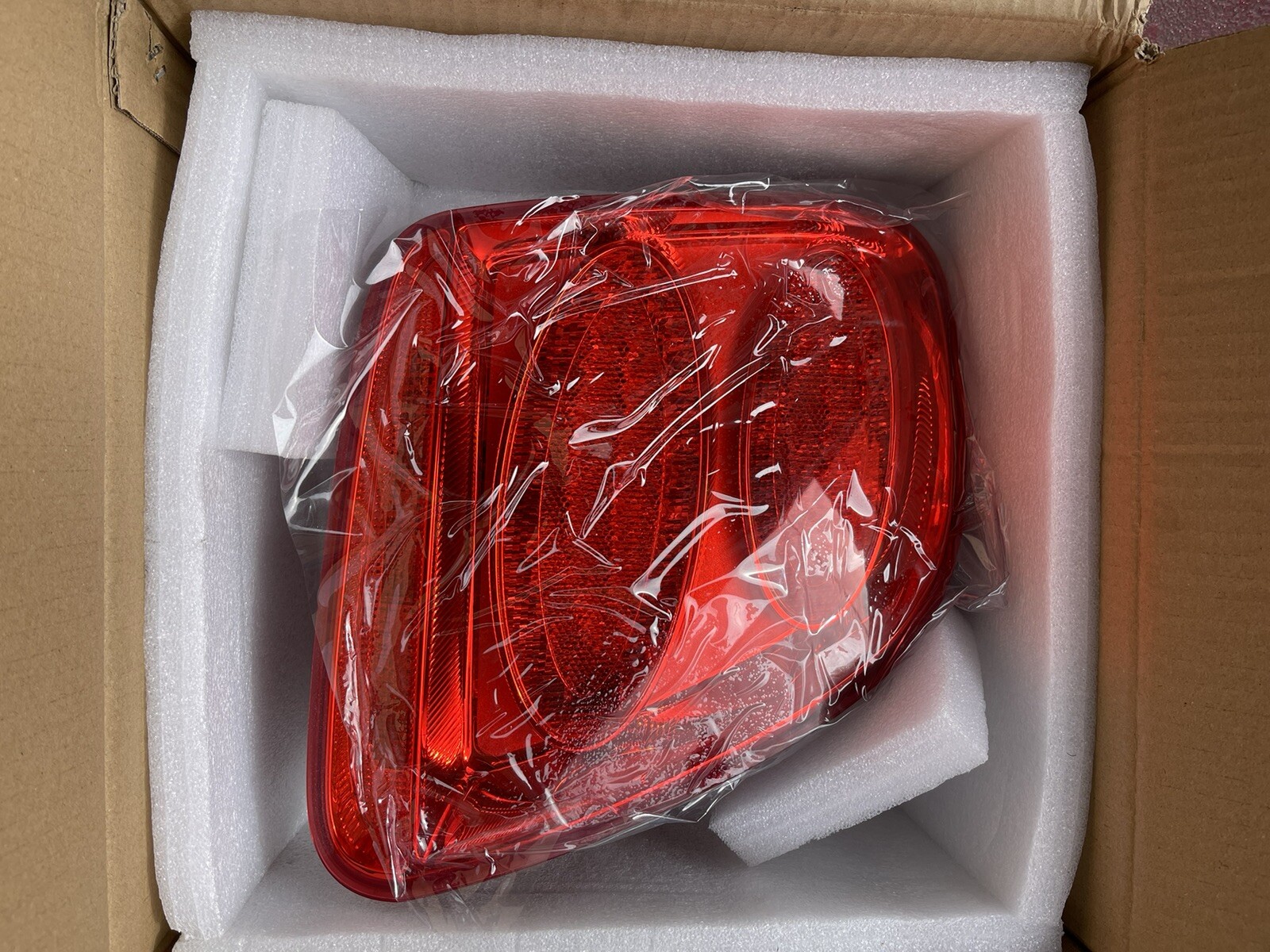 Left Side LED Tail Light Assembly For Bentley Flying Spur 2005-2013 Rear Lamp