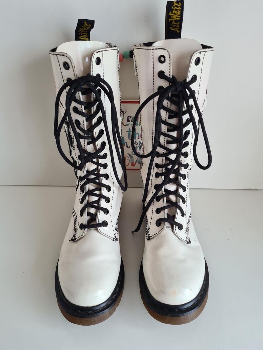 Dr Martens white patent boots 14 hole panther 1b99 mid calf UK7 