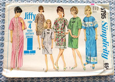 1966 uncut pattern FRONT ZIPPER CAFTAN, ROBE  12 32  Simplicity 6795