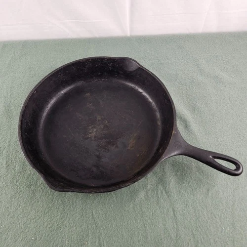 Vintage Wagner Ware Sidney -0- 1060H #10 Cast Iron Skillet Pan with Pouring Ends