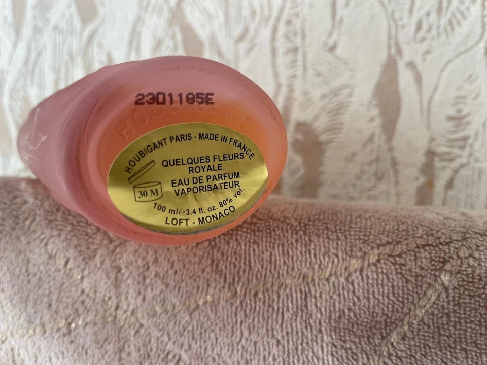 Houbigant Quelques Fleurs Royale 100 Ml EDP Spray - Photo 3/3