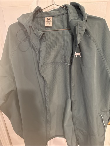 black dog Brand olive green size medium jackets