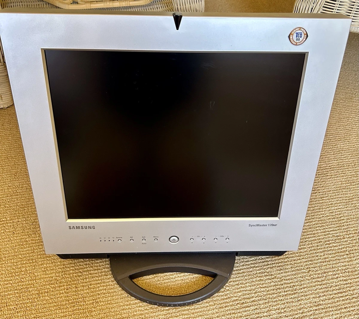 Samsung 4:3 16 in-18.9 in Screen Computer Monitors for sale | eBay