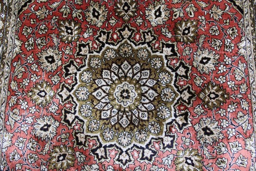 AN OUTSTANDING HANDMADE KASHMIR SILK RUG WITH SUPERB COLORS 165 X 105 CM - Picture 12 of 20