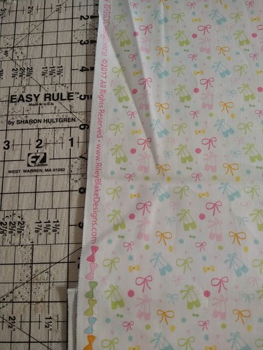 Ballerina Bows Riley Blake Pink Ballet Slippers on White 17" x 44" - Picture 4 of 5