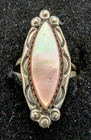 Vintage Womans Sterling Silver Three Beads Shell Pink Mother of Pearl Size 6