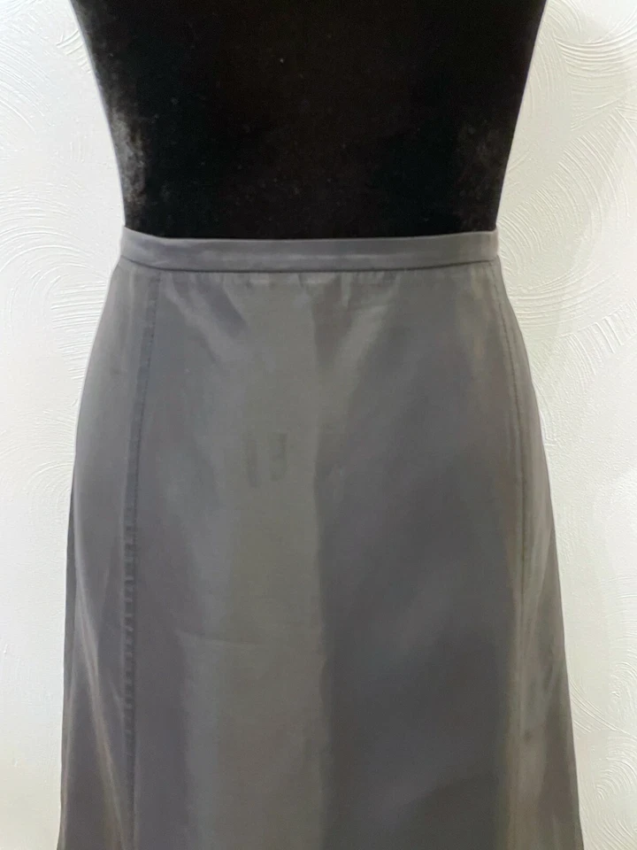 Maxi falda con tren vintage Cache para mujer talla 8 negra forrada de satén  Foto 3 de 4