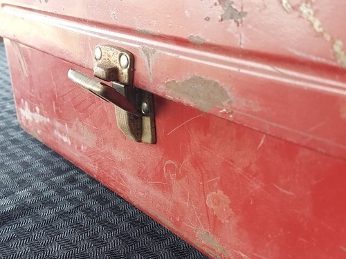 Vintage Metal Tackle Box - Two Tray • Red - Picture 6 of 13