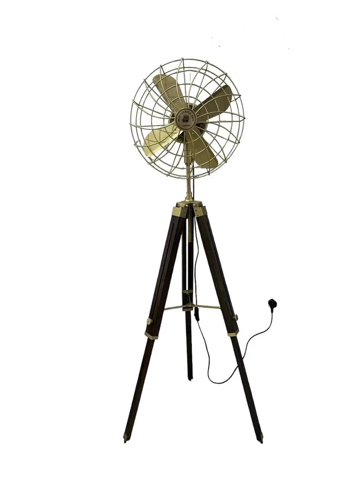 Ventilador de piso de pedestal de latón trípode de madera industrial | Decoración náutica del hogar retro Foto 3 de 3