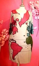 WOMEN PLUS SIZE WORLD MAP V NECK LONG SLEEVE MIDI DRESS ( SIZE XL )