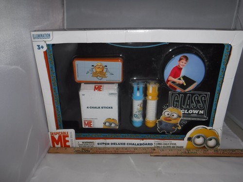 Despicable Me Minion Made Super Deluxe Chalkboard Set New w/ box wear - Picture 5 of 5