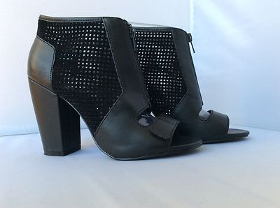 NEW Kelsi Dagger Brooklyn Size 9 Bea Black Designer Boots Peep Toe
