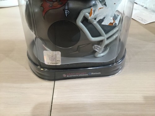 Nima Bluetooth Helmet Speaker NFL Tampa Bay Buccaneers NEW Free shipping - Picture 2 of 10