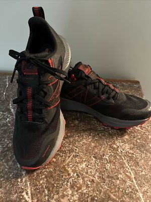 New Balance men's Dynasoft Nitrel Trail Running Shoe Size 9.5