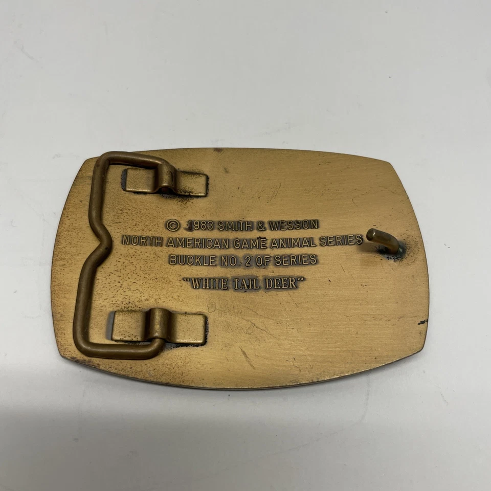 Smith & Wesson Hebilla de Cinturón de Latón Cola Blanca Cazador de Ciervos Edición Limitada 1983 Foto 4 de 4