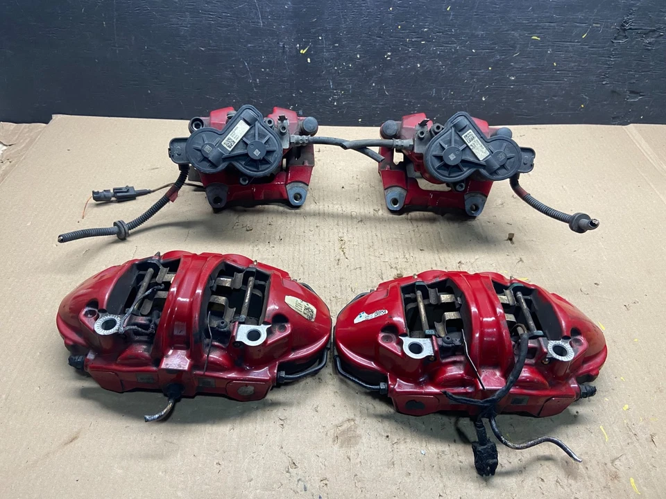 2017-2024 Alfa Romeo Giulia Red Brembo Brake Calipers Set OEM Q7188 PS - Image 4 of 4