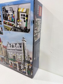 LEGO Creator Expert - Parisian Restaurant (10243) New, Retired, Factory Sealed