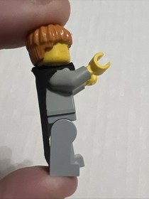 Lego Harry Potter Minifigure - Ron Weasley (From Set 4704/4705/4706/4709/4730)