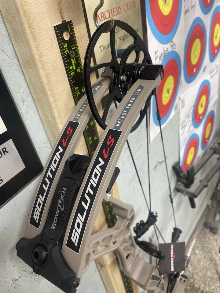 Bowtech Solution LS Right Hand 60 Pound Sand - Image 3 of 4