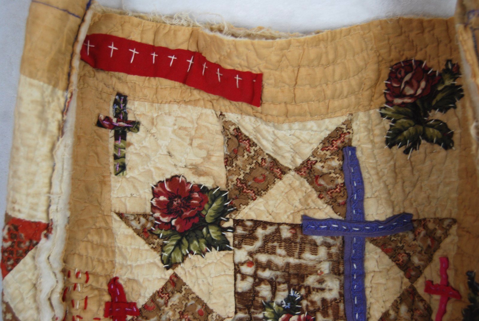 Upcycled  Handmade Vintage Patchwork Appliqued Co… - image 3