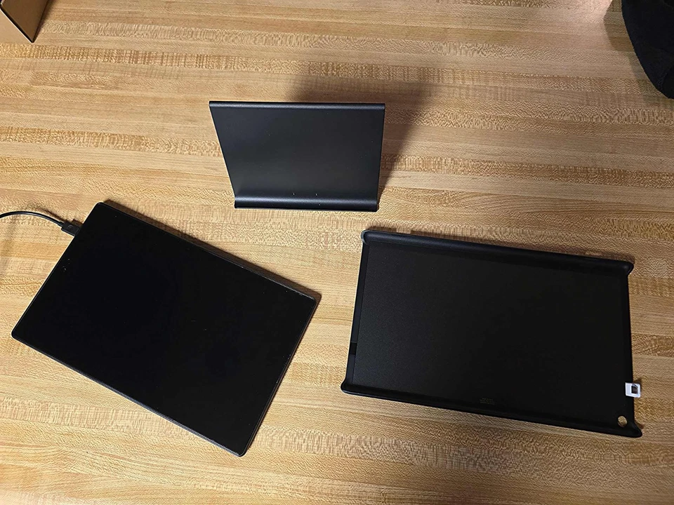 Amazon Fire HD 10 (9th Generation) 64GB, Wi-Fi, 10.1in - Black without... - Image 4 of 4