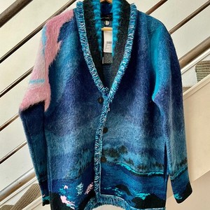 サイズS【新品】ALANUi PIEDRAS ROJAS カーディガン サイズS【新品】ALANUi PIEDRAS ROJAS カーディガン