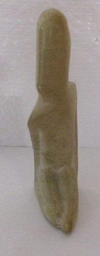 Figura de rodillas modernista de piedra de jabón de Kenia escultura 6" rezando - Imagen 2 de 5