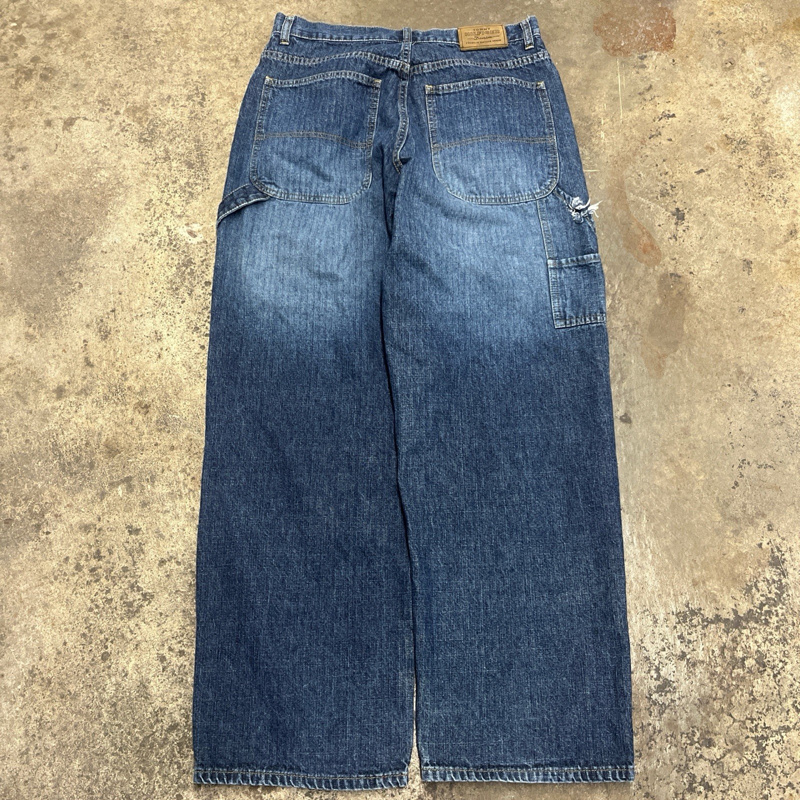 Tommy Hilfiger Premium Vintage Denim Men’s 32 X 32 Loose Carpenter Streetwear 