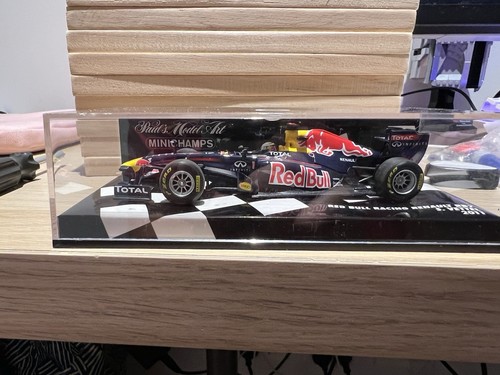 Red Bull RB7, Sebastian Vettel, 2011, Minichamps 1:43, RARE