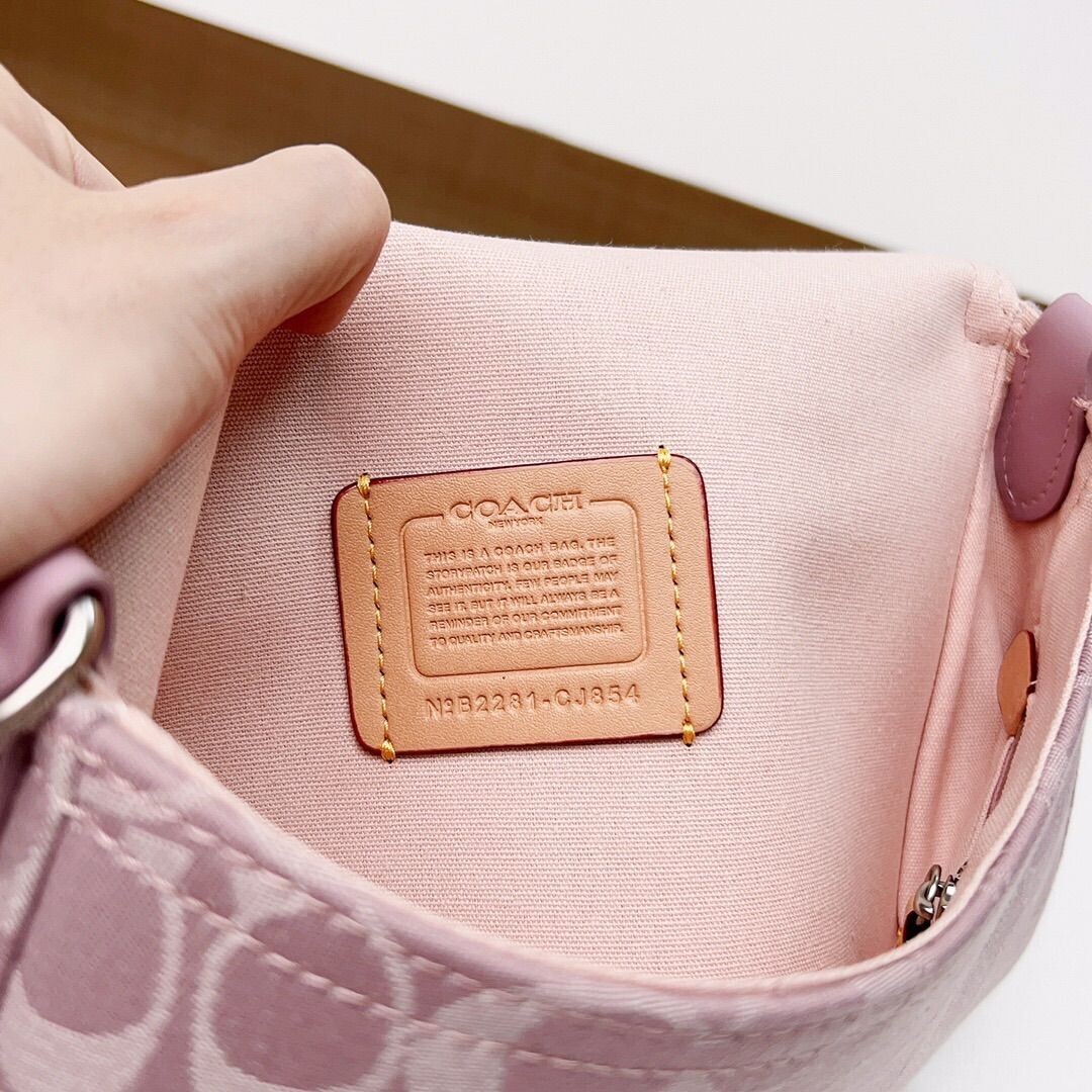 ソフト タビーショルダーバッグCJ854 ピンク COACH Soft Tabby Shoulder Bag in Signature Denim Pink Purple