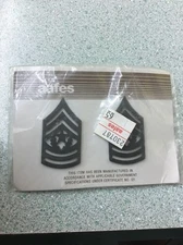 pair of vintage NOS AAFES Seargeant Major pins 2 badges insignia