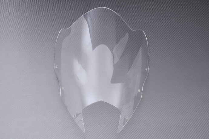 Pare-brise moto transparent idéal pour les longues balades en Yamaha FZ8 Fazer