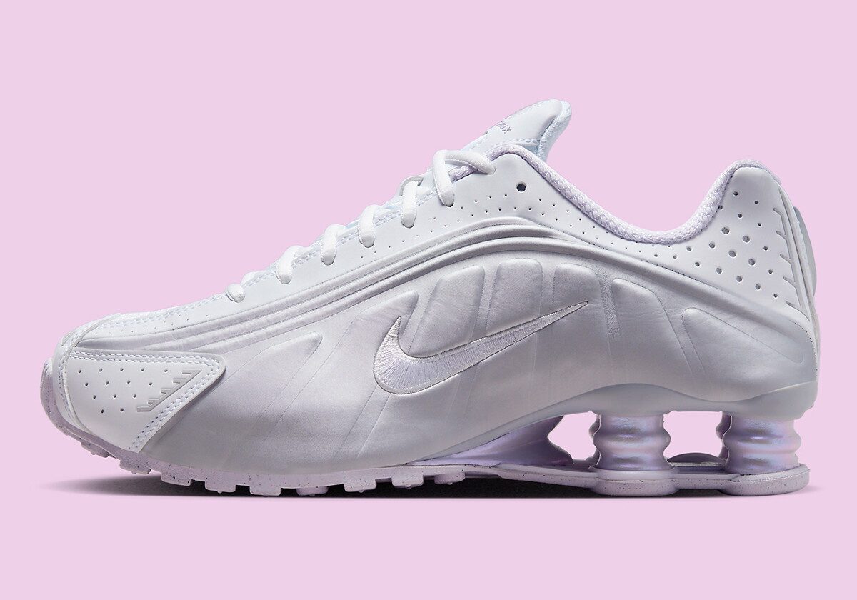 Women's Nike Shox R4 White Platinum Tint Barely Grape HF5076-100