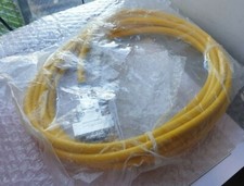 PARKER 71-018308-15 CE REV B  (IN32S1B2)