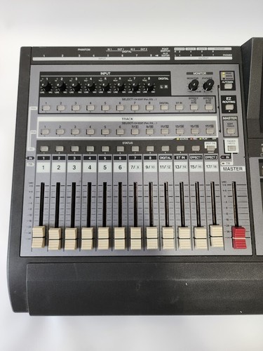Roland VS-1880 Multitrack recorder Digital MTR Workstation - Picture 2 of 4