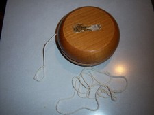 VTG COLLECTOR'S NEAT Exec-Yo Solid Walnut Jumbo Wood Executive Gift Yo-Yo TOY