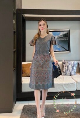 LAOS/THAI SILK FASHION DRESSES WAIST SIZE 40-42" free size - LENGTH 38-40" | eBay LAOS/THAI SILK FASHION DRESSES WAIST SIZE 40-42" free size - LENGTH 38-40" | eBay