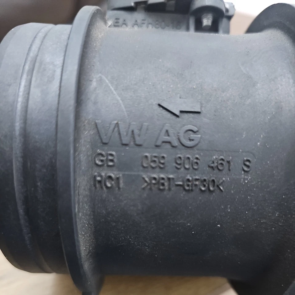 AUDI Q7 4M 2016 Mass Air Flow Sensor MAF 059906461S - Image 4 of 4