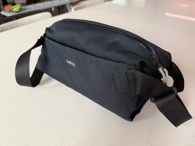 Bellroy 	Lite Sling - Diamond Ripstop, Shadow (Black) - 7L Capacity