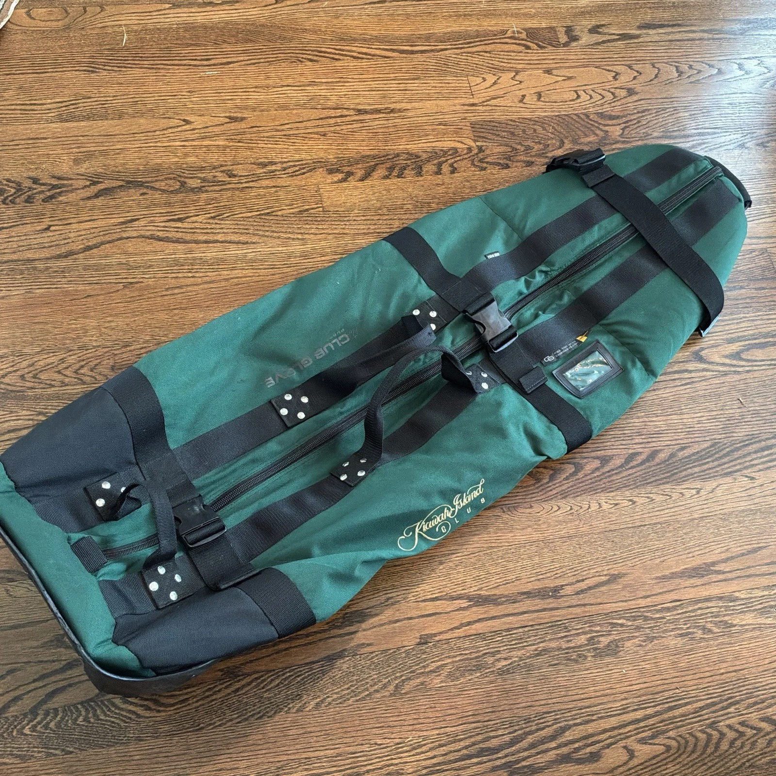 Club Glove Kiawah Island Club Travel Bag Rolling Padded Soft Bag Hard Bottom
Opens in a new window o