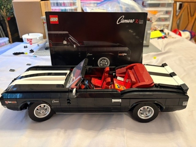 LEGO Chevrolet Camaro Z28 10304 INCOMPLETE NO EXTRA PIECES INCLUDED Good Cond.