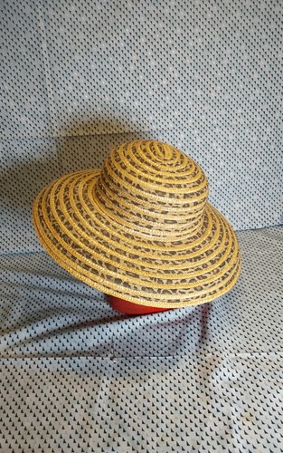BUNDLE OF 8 TRUE VINTAGE HATS 1930S-1950S FROM AROUND THE WORLD - Picture 16 of 24